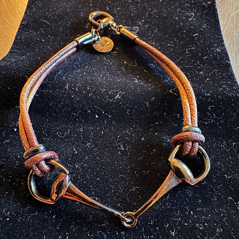 Authentic Gucci Leather Rhodium Plated Silver Horsebit Bracelet- NWOT